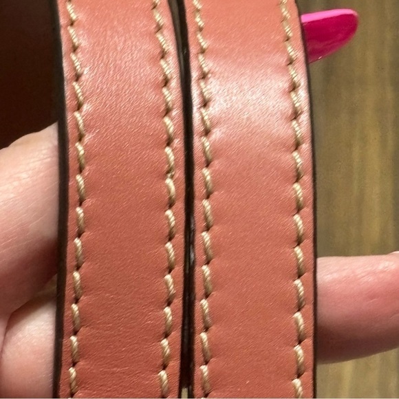 Gucci Leather Strap - Picture 8 of 10